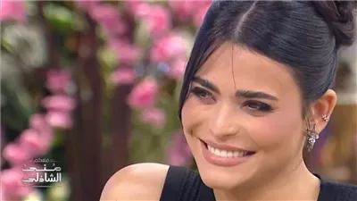 اليوم.. أسماء جلال ضيفة منى الشاذلي في برنامجها على قناة CBC