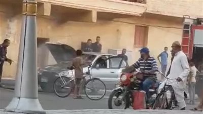 انتداب المعمل الجنائي لفحص أسباب حريق سيارة في شبرا 