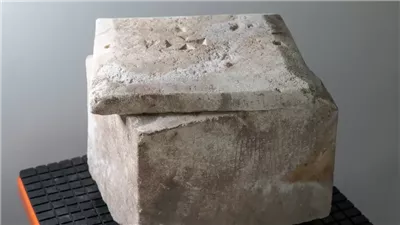 علماء آثار يكتشفون قطعة أثرية قديمة يعتقد ارتباطها بسيدنا موسى والوصايا العشر