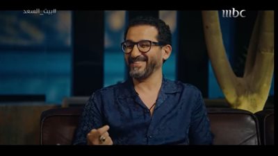 أحمد حلمي: لو طلعلي عفريت هطلب منه يكون الدولار بـ 3 جنيه وصوتي يبقى حلو