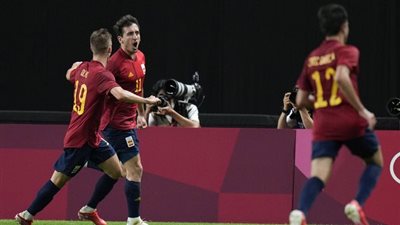 مدرب منتخب إسبانيا الأولمبي: سنستغل غياب صلاح.. ومواجهة مصر ستكون صعبة