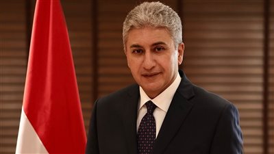 مصدر بالسياحة: اعتماد ضوابط العمرة من أولويات الوزير الجديد