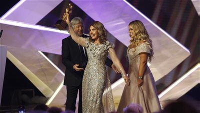 نادية مصطفى: فخورة بتكريمي لأول مرة في لبنان رغم إقامة المهرجان في ظروف مرعبة