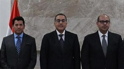 رئيس اللجنة الأولمبية يهنئ وزير الرياضة بتجديد الثقة: دليل على نجاح المسيرة