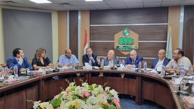 مستثمري العاشر من رمضان يُطالبون الحكومة بـ نهضة ودعم ملف الصناعة