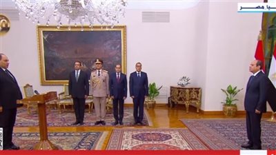 نواب الوزراء يؤدون اليمين الدستورية أمام الرئيس عبد الفتاح السيسي | بث مباشر