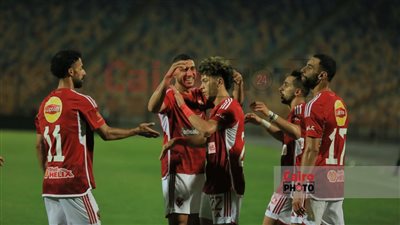 كاف ينعش خزينة الأهلي بـ 400 ألف دولار