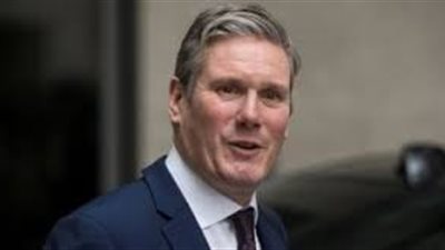 زعيم حزب العمال في بريطانيا يفوز بمقعد دائرته