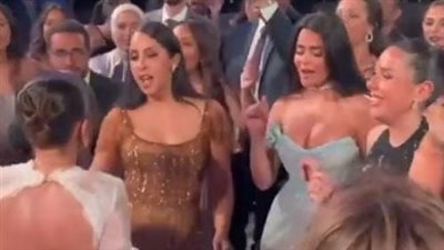 بعد رقصتها الشهيرة بحفل زفافها.. أسماء جلال عن جميلة عوض: طفلة وبريئة وبتحب الانبساط