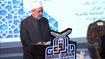 شيخ الأزهر: سعدتُ بلقاء رئيس إندونيسيا وناقشنا تعزيز التعاون المشترك ودعم قضايا الأمة