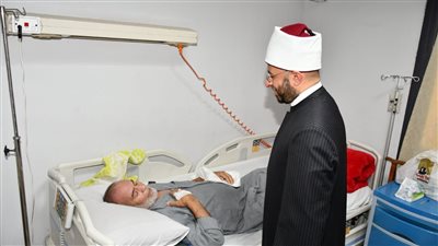 وزير الأوقاف يتفقد مستشفى الدعاة بمصر الجديدة