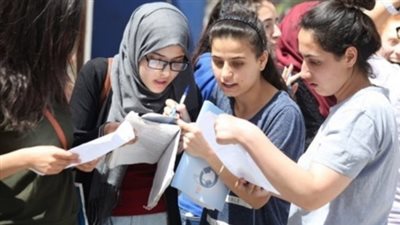 حرمانهم من الامتحان.. التعليم: رصد 4 حالات غش في امتحاني الكيمياء والجغرافيا لطلاب الثانوية العامة