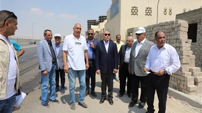 بـ40 معرضًا وبازارًا.. محافظ القاهرة: نسعى لوضع قرية الفواخير على خريطة المزارات السياحية 