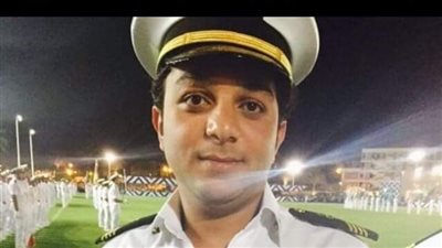 أسرة القبطان المصري المتوفى في عرض البحر: وصول الجثمان من رومانيا غدا