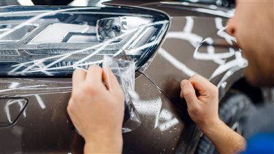 قبل التركيب.. مميزات وعيوب أفلام الحماية للسيارات