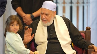 علي جمعة: الاحتفال بالمولد النبوي فرصة لتجديد حبنا وولائنا لـ النبي الذي بعث رحمة للعالمين