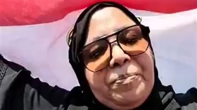 بعد تأييد إعدام المتهمين بقتلها.. والدة الإعلامية شيماء جمال تزور قبرها: حقك رجع وجيت أفرحك| بث مباشر