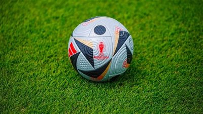 بتقنية تاريخية لمساعدة الحكام.. الكشف عن كرة نهائي يورو 2024