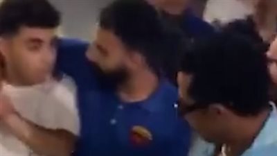 الشاب المصفوع من محمد رمضان: كنت بهزر معاه.. وضربته بالقلم عشان آخد حقي | بث مباشر