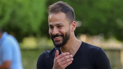 مفاجأة.. جميع المحترفين يصدر لهم تصريح سفر مدون فيه معايشة أو دراسة عدا محمد صلاح 