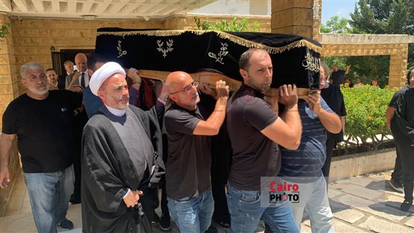 تشييع جنازة والد