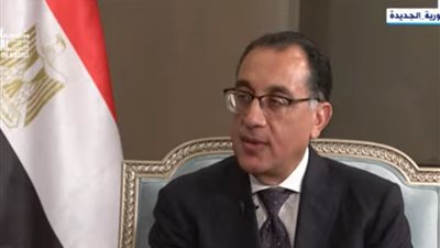 رئيس الوزراء يعلن بدء تطوير أوضاع التعليم والطلاب والمعلمين 