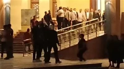 هيثم عرابي يتلقى عزاء أحمد رفعت مع أسرته بمسجد المشير طنطاوي| بث مباشر