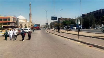 جهاز 6 أكتوبر يشن حملة لإزالة الإشغالات بمنطقة الحصري ووصلة دهشور