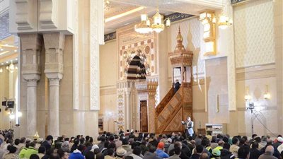 لا يسخر قوم من قوم موضوعًا لخطبة الجمعة اليوم