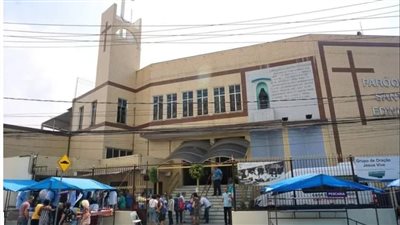 رئيس عصابة مخدرات يجبر 4 كنائس كاثوليكية قريبة من معقله على الإغلاق