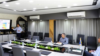 محافظ أسوان: المرحلة المقبلة ستشهد تركيزا على المشروعات الاقتصادية