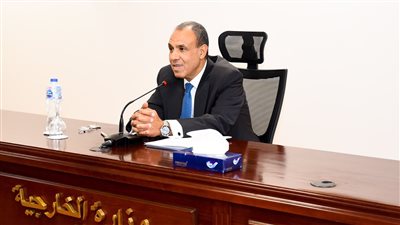 وزير الخارجية يستعرض مع نظيره العراقي جهود احتواء التصعيد في المنطقة