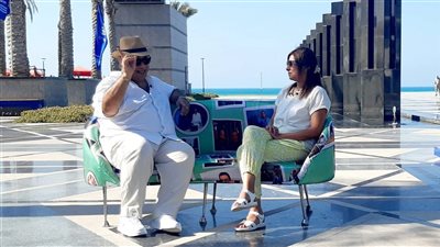 مراد مكرم يفتتح موسما جديدا من برنامجه ساعة ونس من مهرجان العلمين 2024