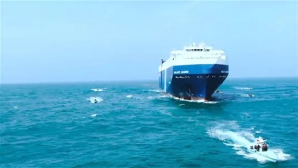 الحوثيون يستهدفون