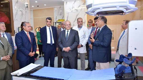 رئيس جامعة القاهرة