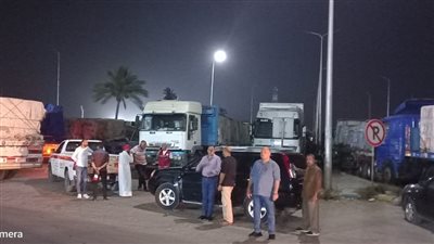 لتيسير الحركة المرورية.. نقل شاحنات المساعدات الإغاثية من العريش للمنطقة اللوجستية برفح