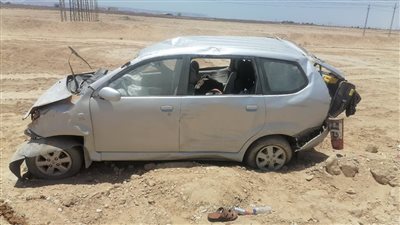 بينهم صحفي.. مصرع سيدة وإصابة زوجها وأبنائها إثر حادث في قنا