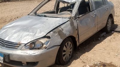 بينهم صغار.. إصابة 6 أشخاص من أسرة واحدة إثر انقلاب سيارة ملاكي بقنا| صور