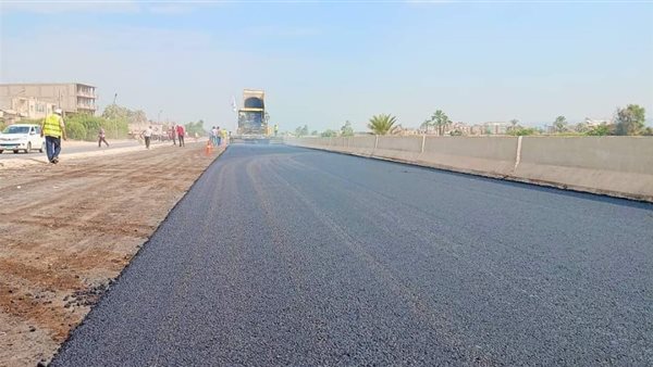 رصف طريق أسيوط ديروط