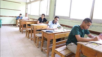 ضبط طالبين حاولا الغش في امتحان التفاضل والتكامل للثانوية العامة | بث مباشر