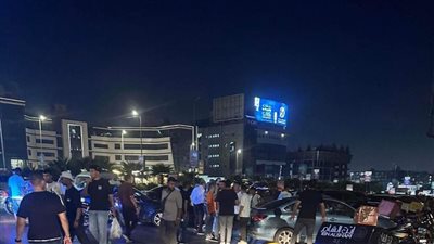 مصرع شخص في حادث تصادم بشارع التسعين بمنطقة التجمع بالقاهرة