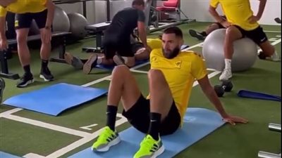 كريم بنزيما يشارك في تدريبات اتحاد جدة استعدادًا للموسم المقبل | صور