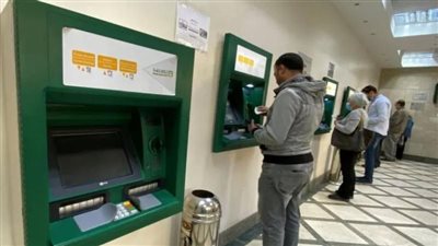 اليوم.. المالية تبدأ صرف رواتب العاملين بالجهات الحكومية