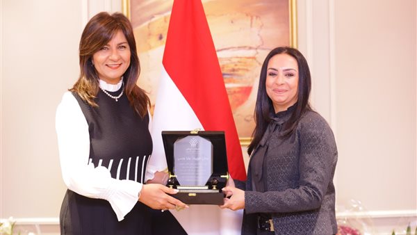 وزيرة التضامن والدكتورة