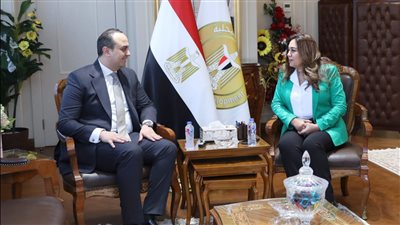 وزيرة التنمية المحلية: توجيهات بالإسراع في تطبيق منظومة التأمين الصحي الشامل