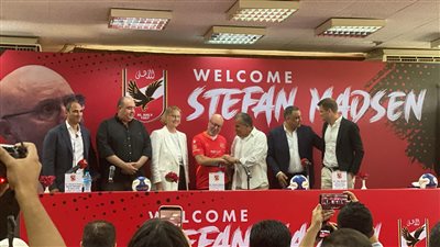 عقب التتويج بالدوري.. موعد رحيل ستيفان مادسن مدرب يد الأهلي