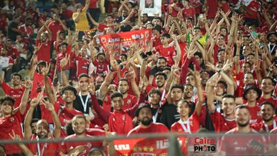 رئيس النجوم يعلق على أسعار تذاكر مباراة الأهلي وبيراميدز: الكورة للجماهير مش لكيد النساء