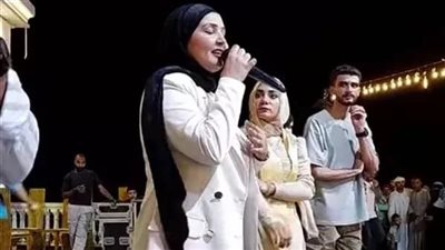 بعد إهانتها في حفل تخرجها.. تفاصيل تقدم طالبة جامعة جنوب الوادي ببلاغ ضد عبير الكاشف| بث مباشر