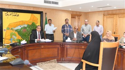 محافظ الفيوم يوجه بالتنسيق لبحث إمكانية سداد ديون الغارمات الأكثر احتياجًا