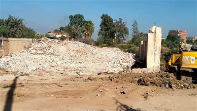تساوى بالأرض.. الانتهاء من إزالة مبنى مرور الباجور المائل في المنوفية
